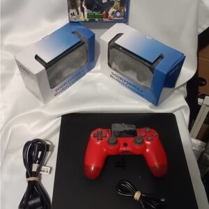 Sony PlayStation 4 PS4 Slim, with 3 Brand New Controllers & Watchdogs 2.